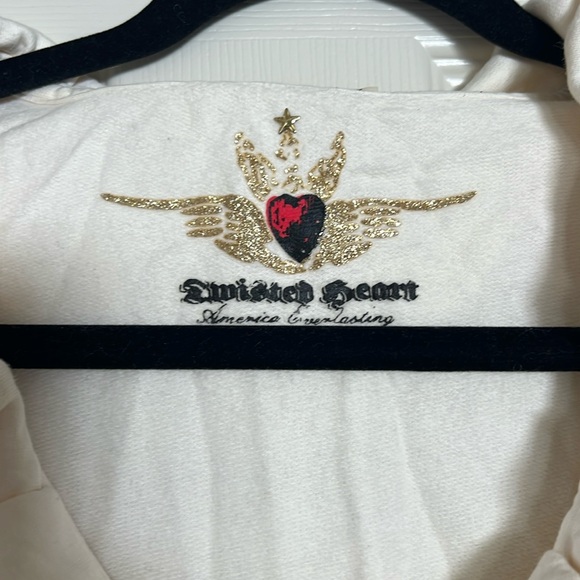 Twisted Heart Jacket - Picture 2 of 5